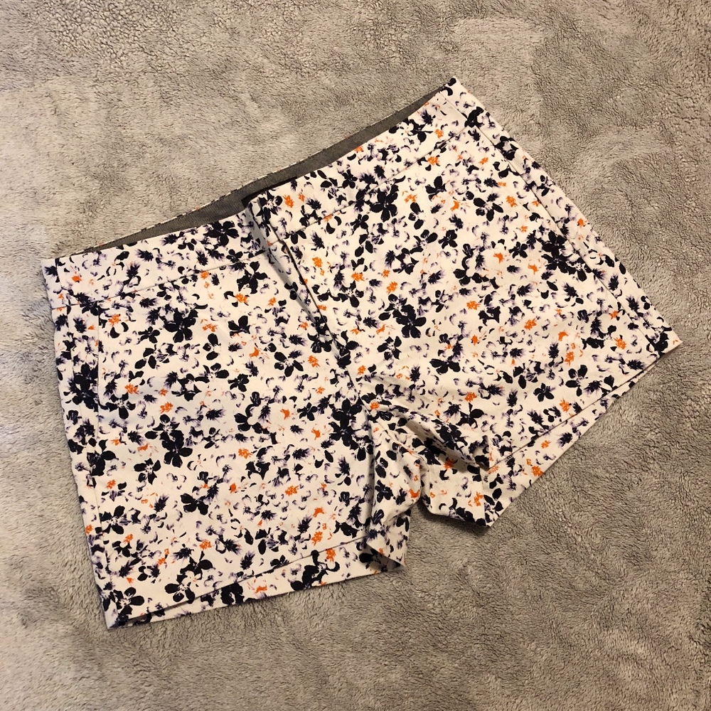 Banana Republic Hampton Fit Shorts